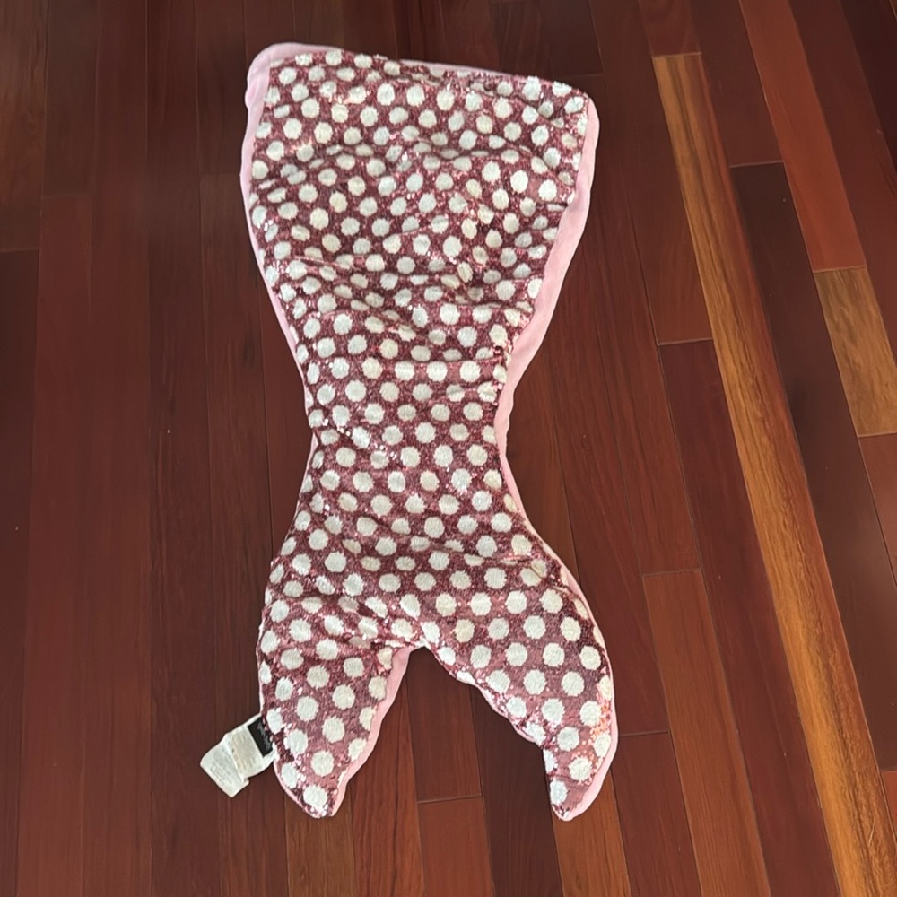 Cynthia Rowley Pink and White polka dot sequin Mermaid Tail Blanket